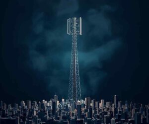 Macro vs. Small Cells: What’s the Difference and Why It Matters for 5G?